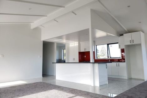 Photo of property in 18 Heathberry Close, Papatoetoe, Auckland, 2025