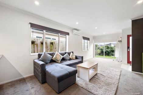 Photo of property in 93 Kuaka Drive, Takanini, 2112