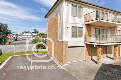 Photo of property in St Claire Village, 182/172 Mcleod Road, Te Atatu South, Auckland, 0610