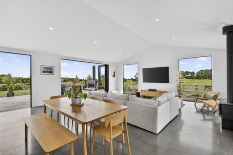 Photo of property in 589 Kent Road, Korito, New Plymouth, 4371