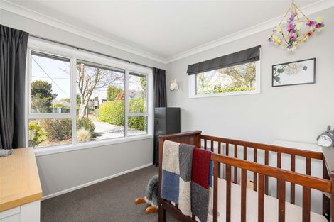 Photo of property in 215 Avonhead Road, Avonhead, Christchurch, 8042