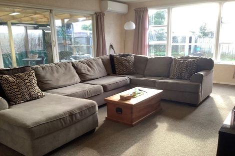 Photo of property in 1 Gillies Place, Ranui, Porirua, 5024