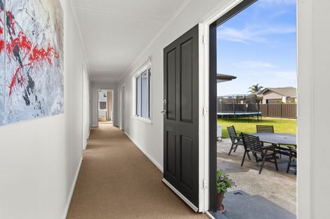 Photo of property in 73 Brookvale Road, Havelock North, 4130