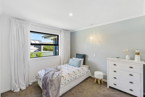 Photo of property in 24 Ethereal Crescent, Mount Pisa, Cromwell, 9383