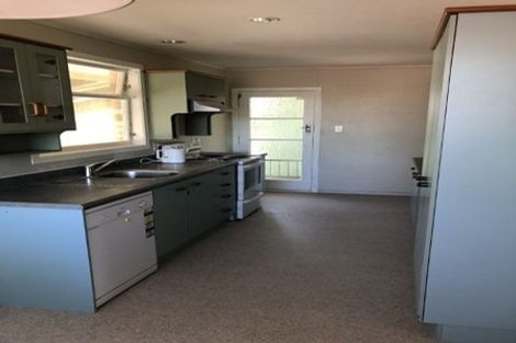 Photo of property in 33 Pulham Crescent, Queenwood, Hamilton, 3210