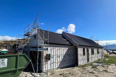 Photo of property in 18 Plough Street, Jacks Point, 9371