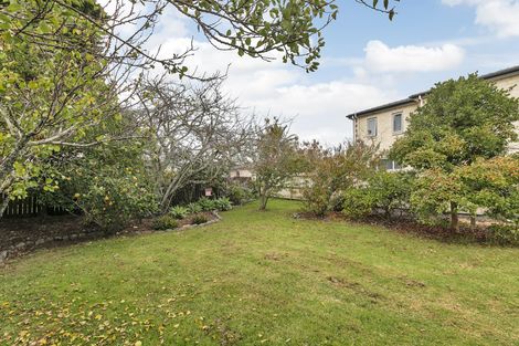 Photo of property in 126 Hutchinson Avenue, New Lynn, Auckland, 0600