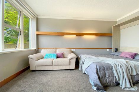 Photo of property in Sharella Living, 20 Glenmore Street, Thorndon, Wellington, 6011