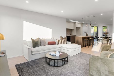 Photo of property in 2/3 Tauhara Drive, Queenwood, Hamilton, 3210