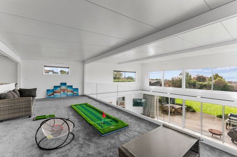 Photo of property in 68 Mcgiven Drive, Ridgewood, New Plymouth, 4371