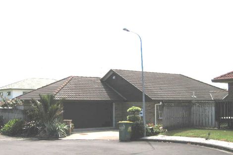 Photo of property in 4 Davern Lane, New Lynn, Auckland, 0600