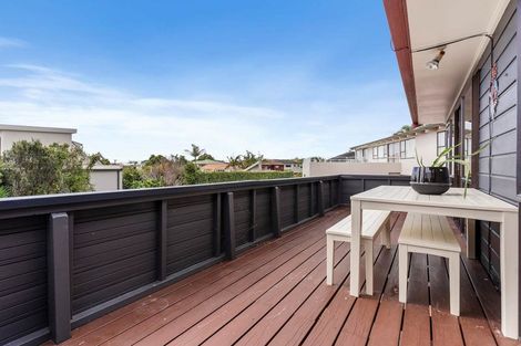 Photo of property in 1/19 Waller Avenue, Bucklands Beach, Auckland, 2012