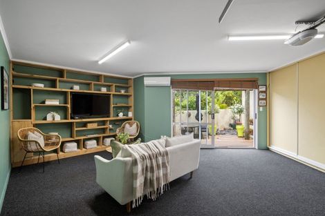 Photo of property in 46 Carlton Road, Pukekohe, 2120