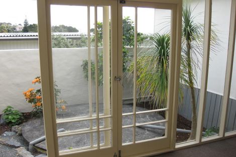 Photo of property in 1289a Whangaparaoa Road, Army Bay, Whangaparaoa, 0930