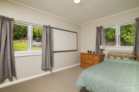 Photo of property in 87 Milton Terrace, Picton, 7220