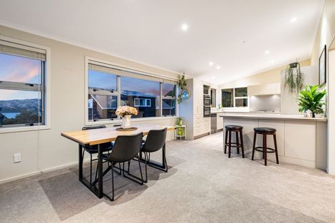 Photo of property in 37 Spinnaker Drive, Whitby, Porirua, 5024