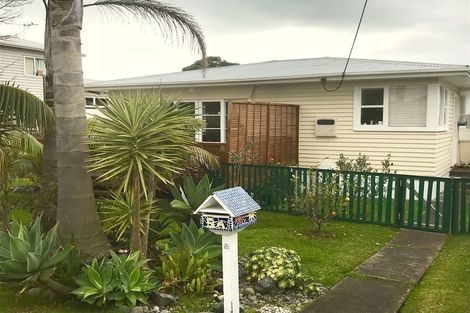 Photo of property in 5a Melanie Place, Orewa, 0931