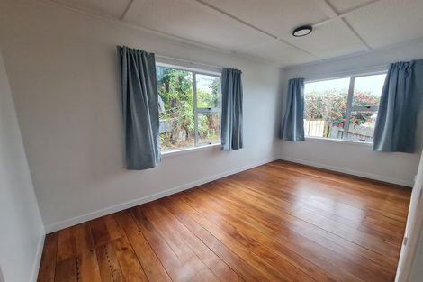 Photo of property in 54 Pioneer Road, Moturoa, New Plymouth, 4310