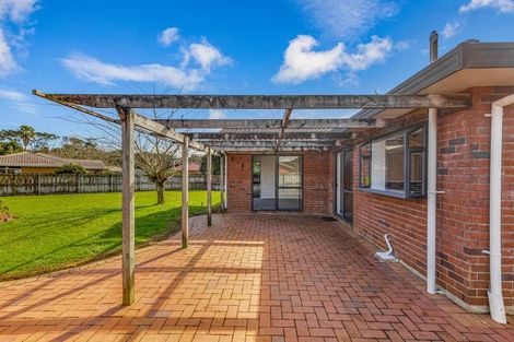 Photo of property in 37 Waimoko Glen, Swanson, Auckland, 0612