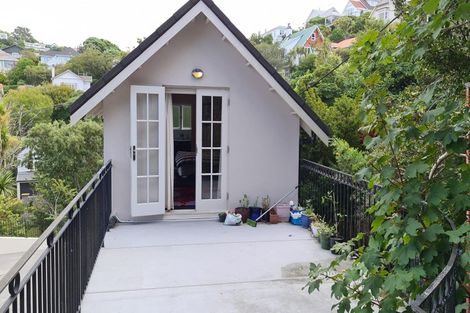 Photo of property in 14 Lower Watt Street, Wadestown, Wellington, 6012