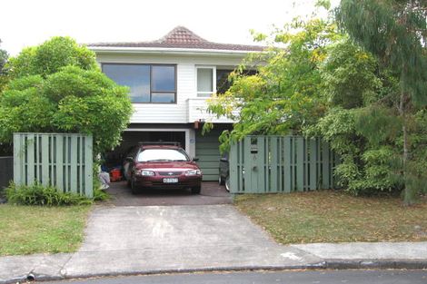 Photo of property in 1/6 Reynolds Place, Torbay, Auckland, 0630