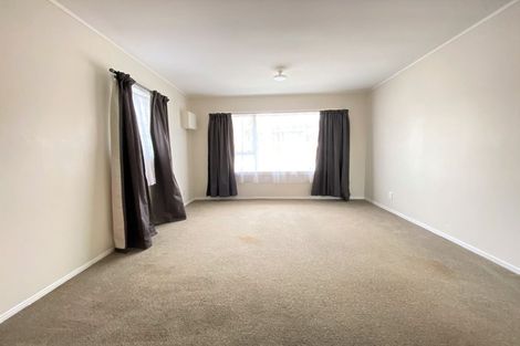 Photo of property in 2 Leewood Place, Pakuranga Heights, Auckland, 2010