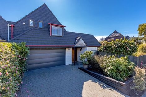 Photo of property in 27 Dovedale Avenue, Ilam, Christchurch, 8041