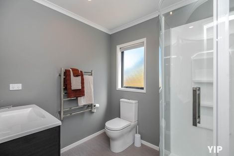 Photo of property in 130 Amesbury Drive, Churton Park, Wellington, 6037