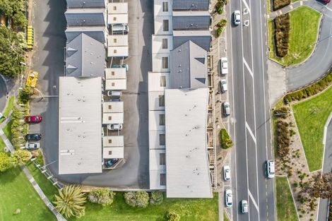 Photo of property in 2/150 Chapel Road, Flat Bush, Auckland, 2019
