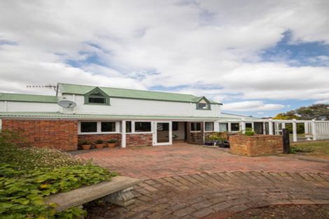 Photo of property in 5 Mcdonald Place, Marton, 4710