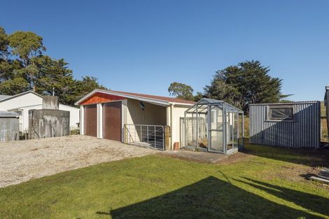 Photo of property in 5038 Pahiatua Pongaroa Road, Pongaroa, 4991