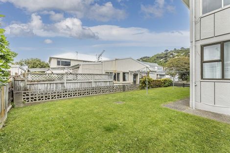 Photo of property in 127u7 Queens Drive, Lyall Bay, Wellington, 6022
