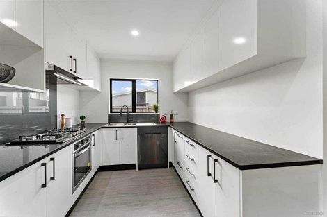 Photo of property in 4c Old Wairoa Road, Papakura, 2110