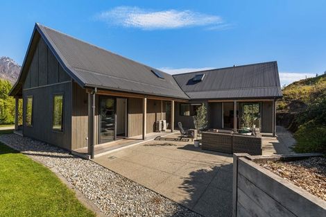 Photo of property in 8 Trench Hill Road, Frankton, Queenstown, 9371