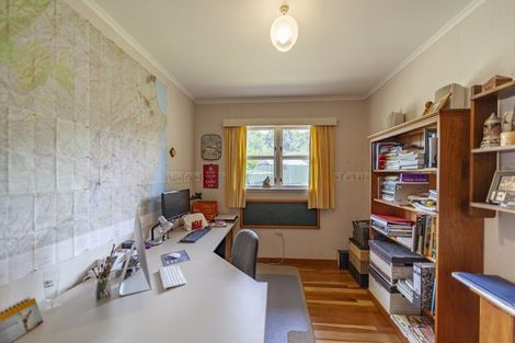 Photo of property in 34 Domain Road, Waipawa, 4210