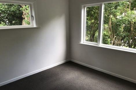 Photo of property in 2 Sydenham Street, Northland, Wellington, 6012