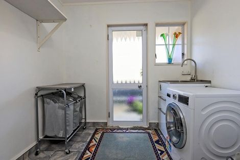 Photo of property in 84 O'dowd Road, Taradale, Napier, 4112