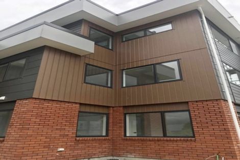 Photo of property in 30 Meritage Lane, Te Atatu South, Auckland, 0610