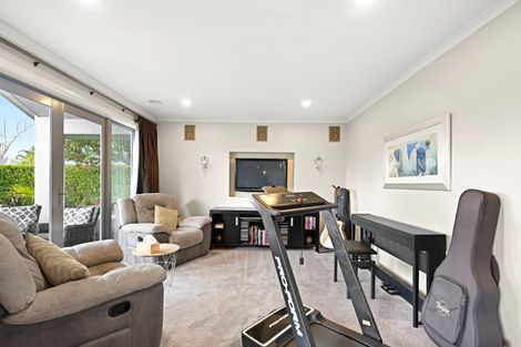 Photo of property in 7 Saint James Drive, Huntington, Hamilton, 3210