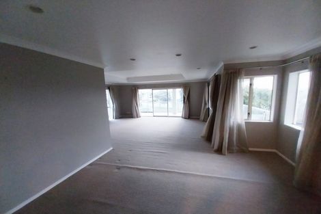 Photo of property in 57 Kittiwake Drive, Schnapper Rock, Auckland, 0632