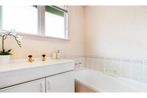 Photo of property in 20 Springhill Street, Avonhead, Christchurch, 8042