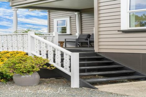 Photo of property in 17 Oparakau Road, Matakohe, 0594