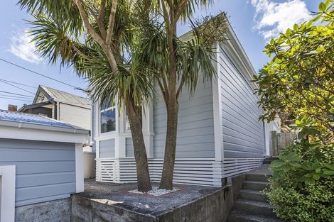 Photo of property in 241 Ohiro Road, Brooklyn, Wellington, 6021