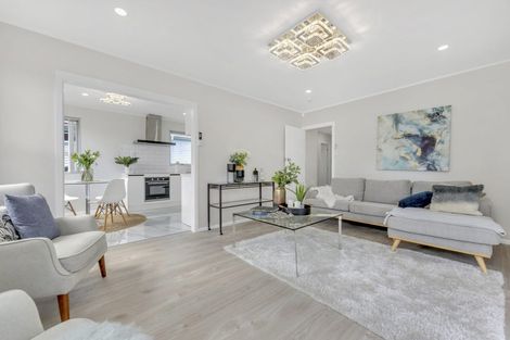 Photo of property in 118 Rowandale Avenue, Manurewa, Auckland, 2102