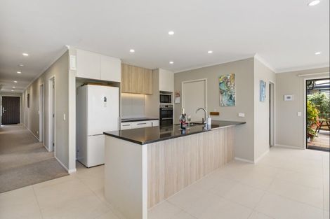 Photo of property in 6 Karearea Drive, Coastlands, Whakatane, 3120