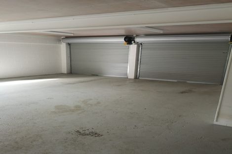 Photo of property in 19 Palmyra Way, Half Moon Bay, Auckland, 2012
