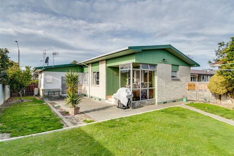 Photo of property in 35 Coventry Avenue, Tamatea, Napier, 4112