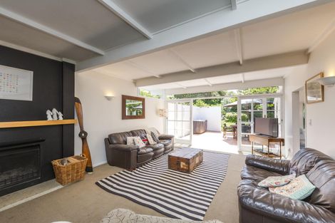 Photo of property in 23 Surrey Crescent, Hokowhitu, Palmerston North, 4410