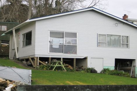 Photo of property in 27 Porter Crescent, Helensville, 0800