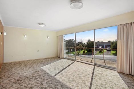 Photo of property in 12 The Boulevard, Sunnyhills, Auckland, 2010